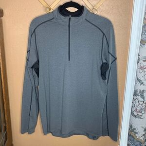 Reva Mens 1/4 Zip Pull Over Long Sleeve Size Medium